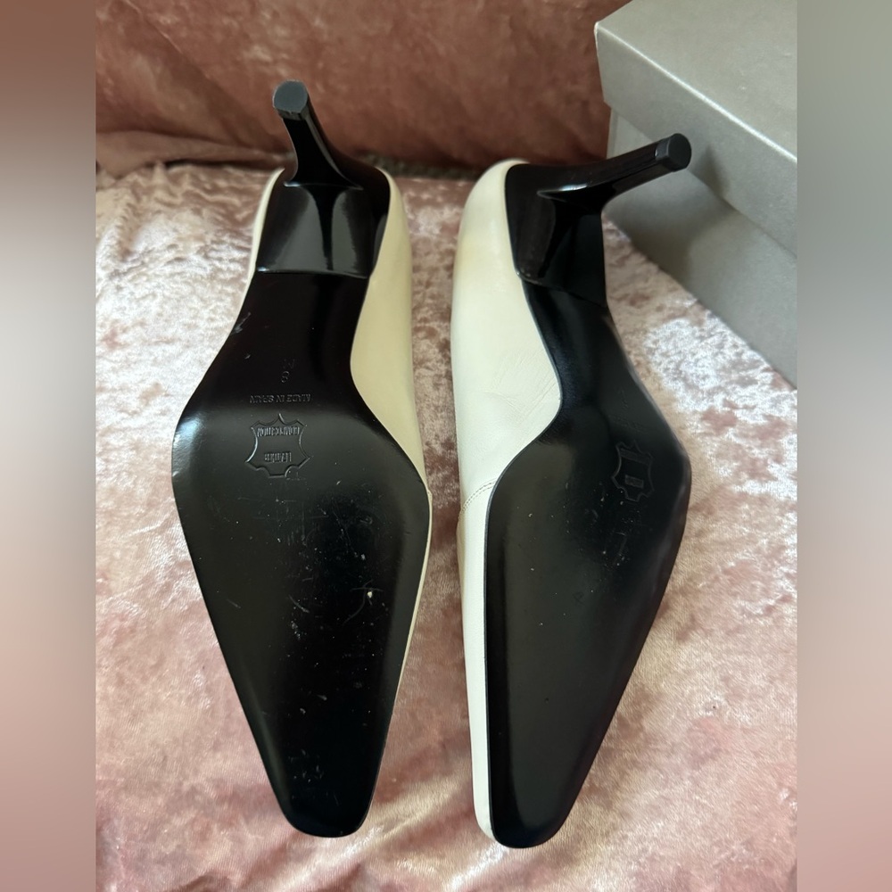 💥DKNYC Cream Leather Pumps - Picture 5 of 8